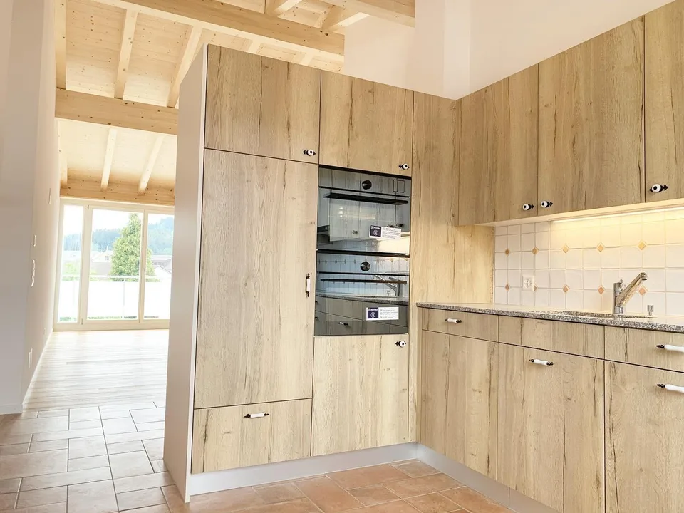 schöne und helle 3.5 Zimmer-Dachwohnung