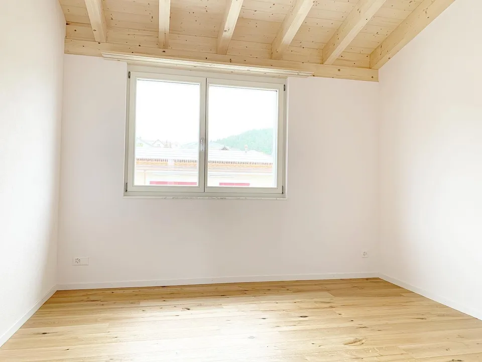 schöne und helle 3.5 Zimmer-Dachwohnung