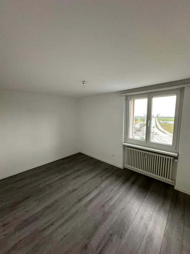 Gepflegte 4 Zimmer-Wohnung im Grünen mit Seesicht
