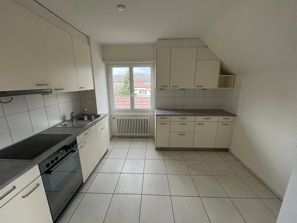 Ihr neues Zuhause: Charmante 4.5-Zimmer-Dachwohnung in Augst