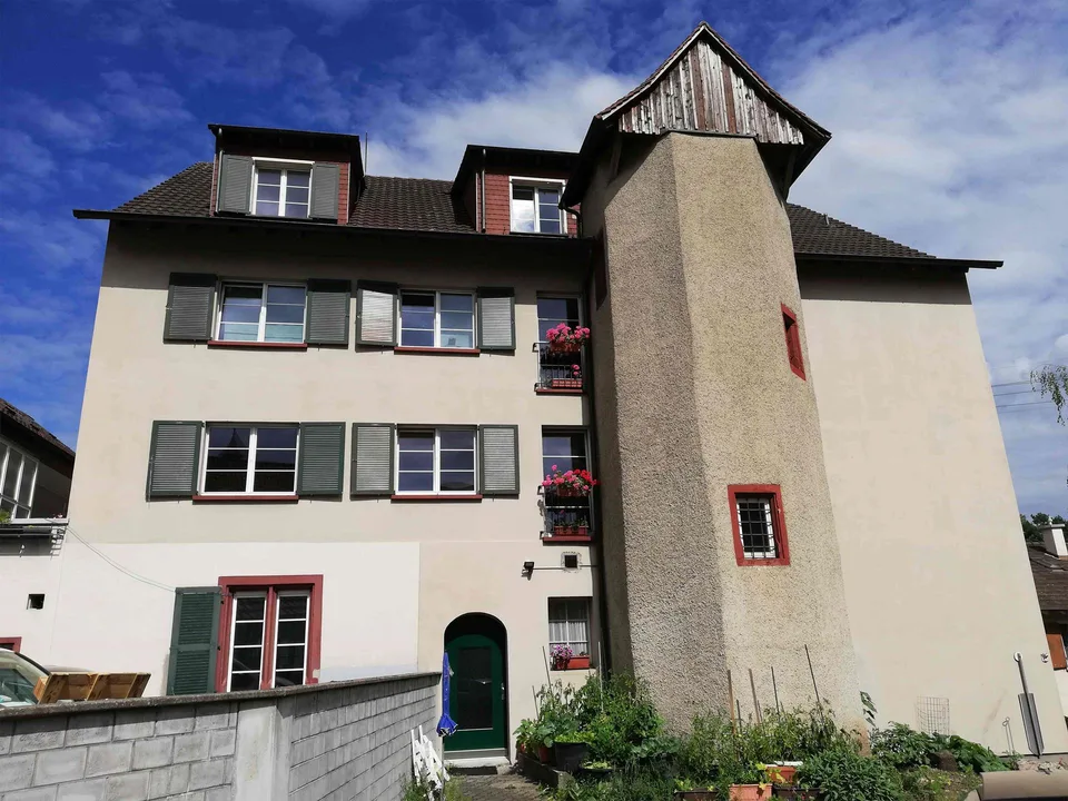 Ihr neues Zuhause: Charmante 4.5-Zimmer-Dachwohnung in Augst
