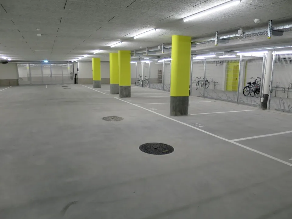 Einstellhallenplatz für Oldtimer und Liebhaberfahrzeuge