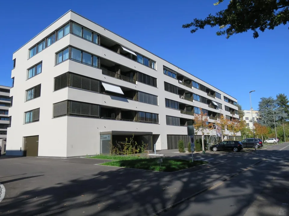 Einstellhallenplatz für Oldtimer und Liebhaberfahrzeuge