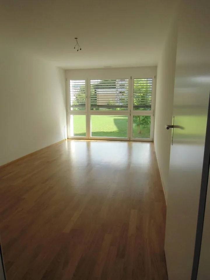Attraktive 2.5 Zimmerwohnung im Grünen