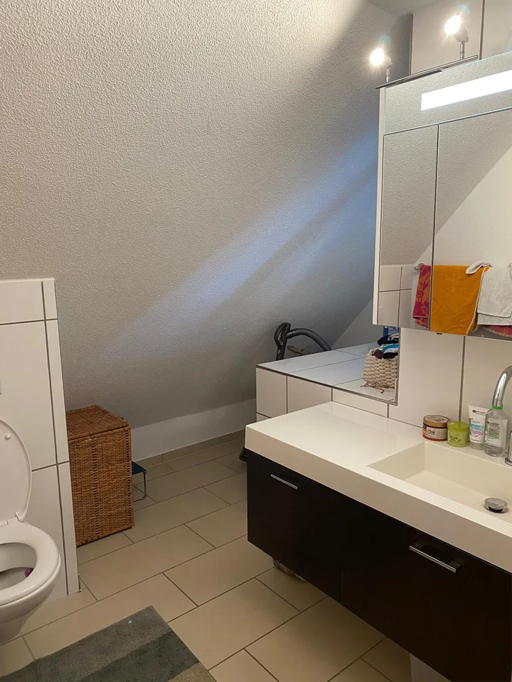 Exklusive 3.5-Zi.-Maisonettewohnung mit Liftzugang und eigenem Vorraum – Foto 7 von 18
