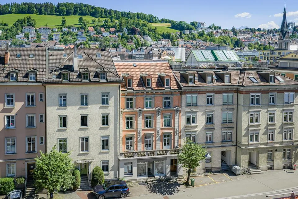 Altbaucharme trifft modernen Komfort - frisch saniert ab 2027