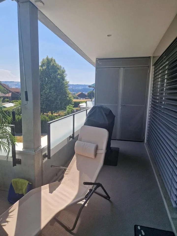Helle 4.5-Zimmer-Wohnung mit Balkon in ruhiger Lage – Ottenbach