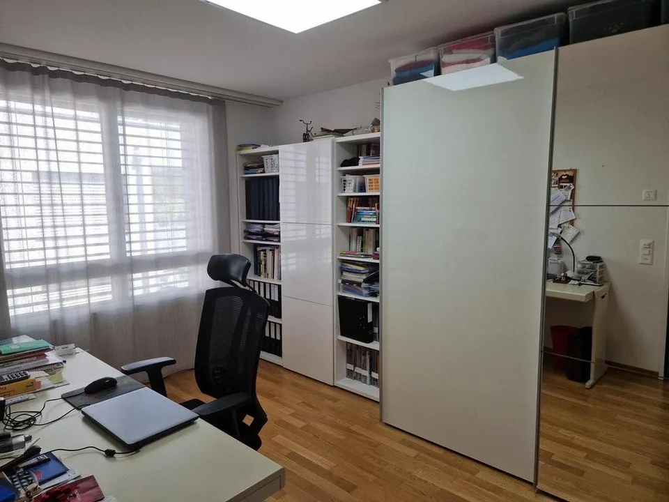 Helle 4.5-Zimmer-Wohnung mit Balkon in ruhiger Lage – Ottenbach