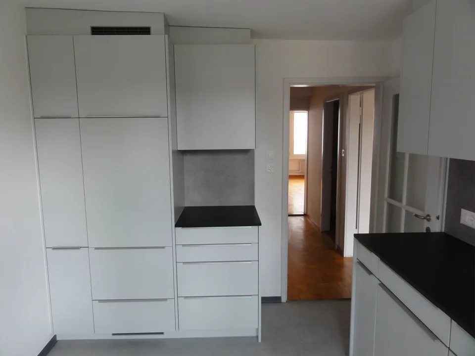 heimelige Wohnung mitten im Städtli mit neuwertiger Küche und Bad
