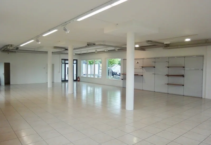 100 % WIR Miete Ladenlokal, Gewerberaum, Büro, Ausstellung oder Lager