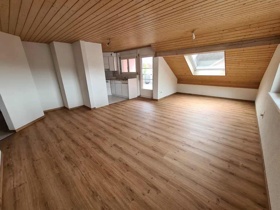 4 Zimmer Attikawohnung nähe Leica