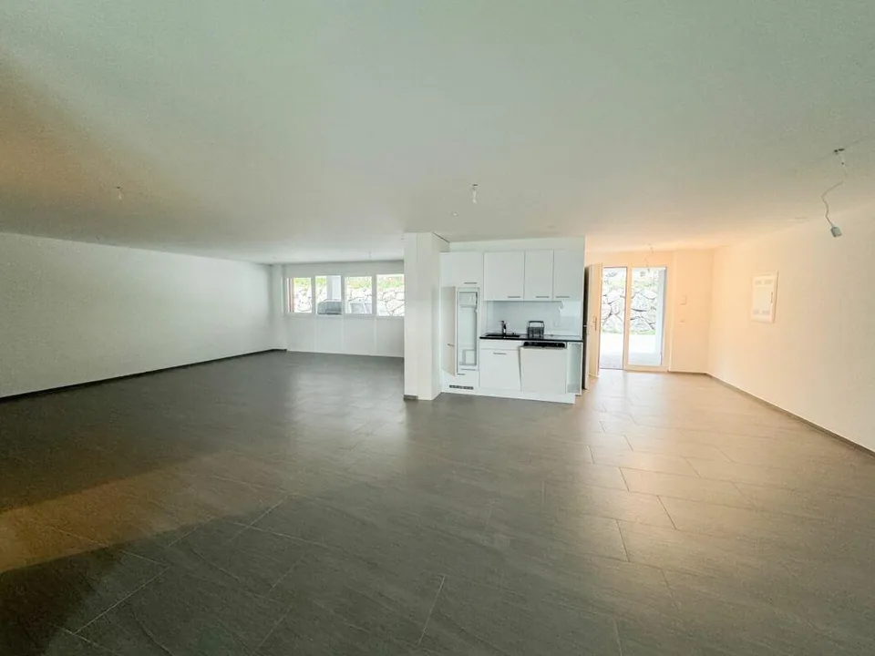 Gewerberaum (94 m²) im Erdgeschoss in Seengen