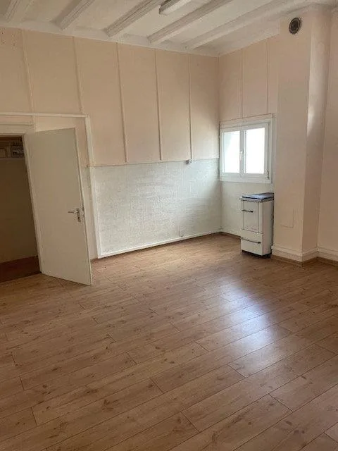 Schönes, grosszügiges Atelier mit separatem Eingang zu vermieten – foto 7 di 8