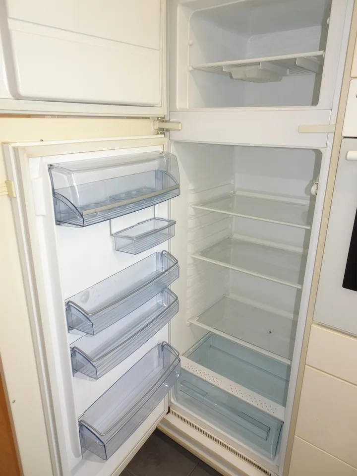 3.5 Zi.-Wohnung mit eigenem sonnigen Garten (50m2); Lift