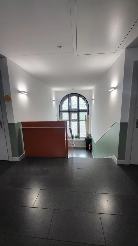 Zentrale, helle Büro- & Gewerbeflächen direkt beim Bahnhof Bülach