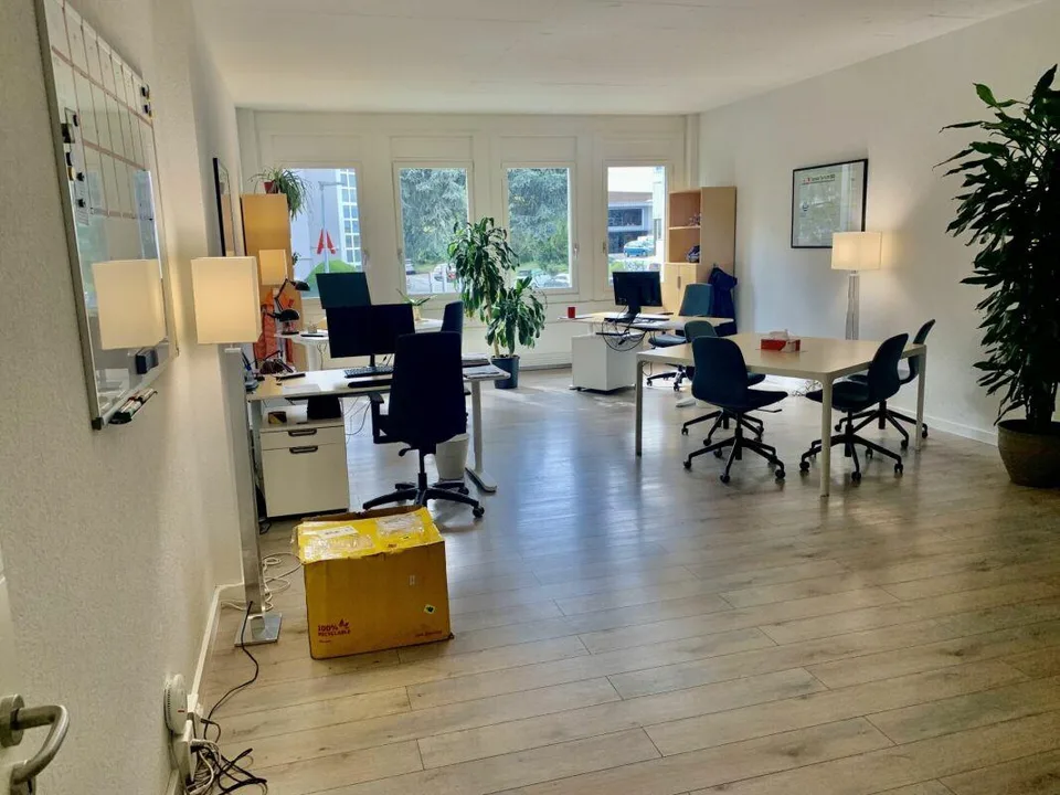 Vaud bureaux, locaux commerciaux, atelier, laboratoire, depots, Oue...