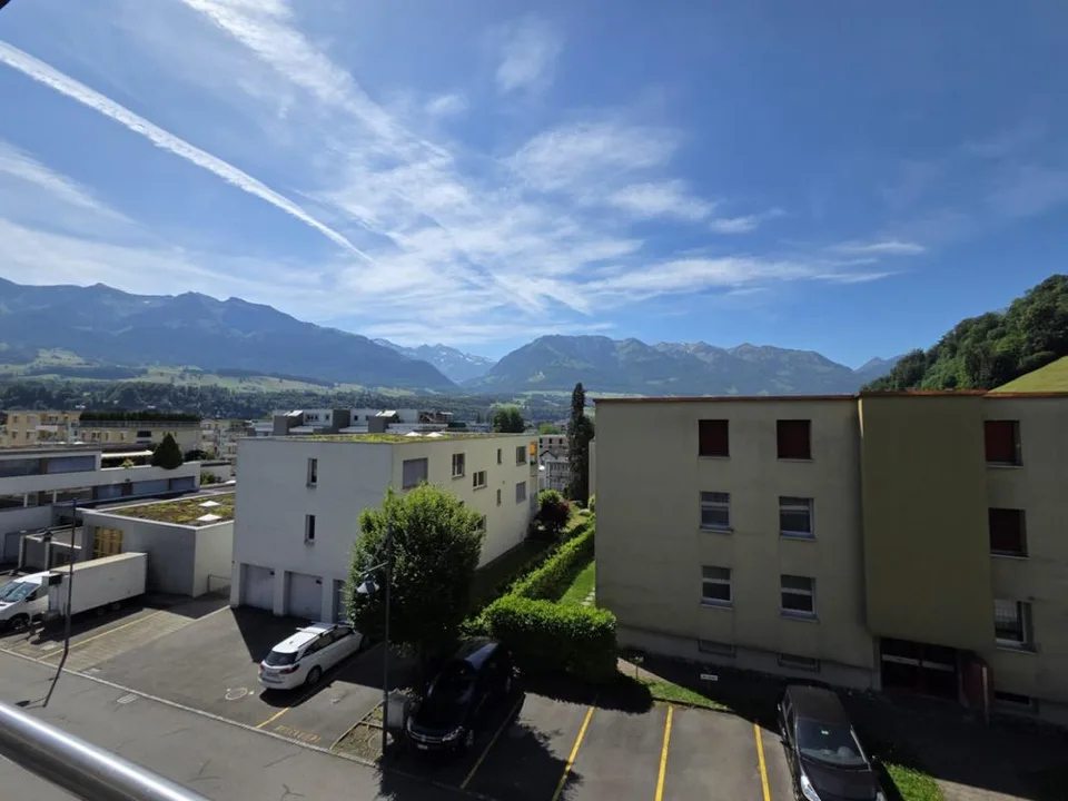 Moderne Wohnung mit schöner Bergsicht