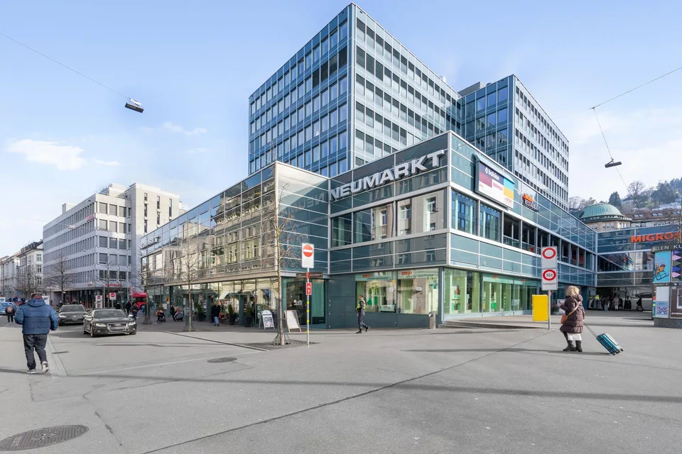 Dienstleistungsfläche im (Einkaufs-)Zentrum von St.Gallen