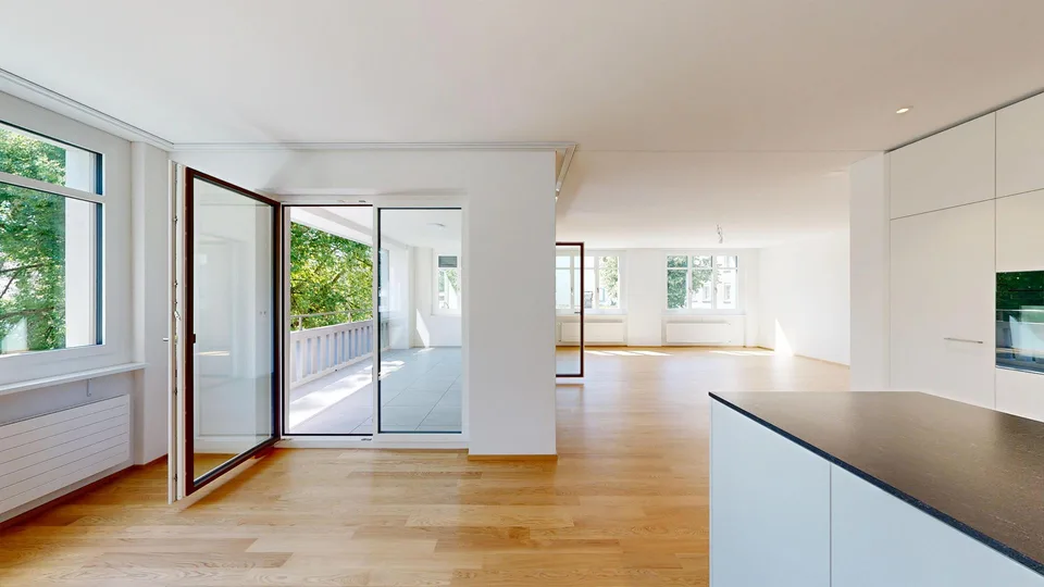 Moderne Wohnung mit Blick in den Rosengarten