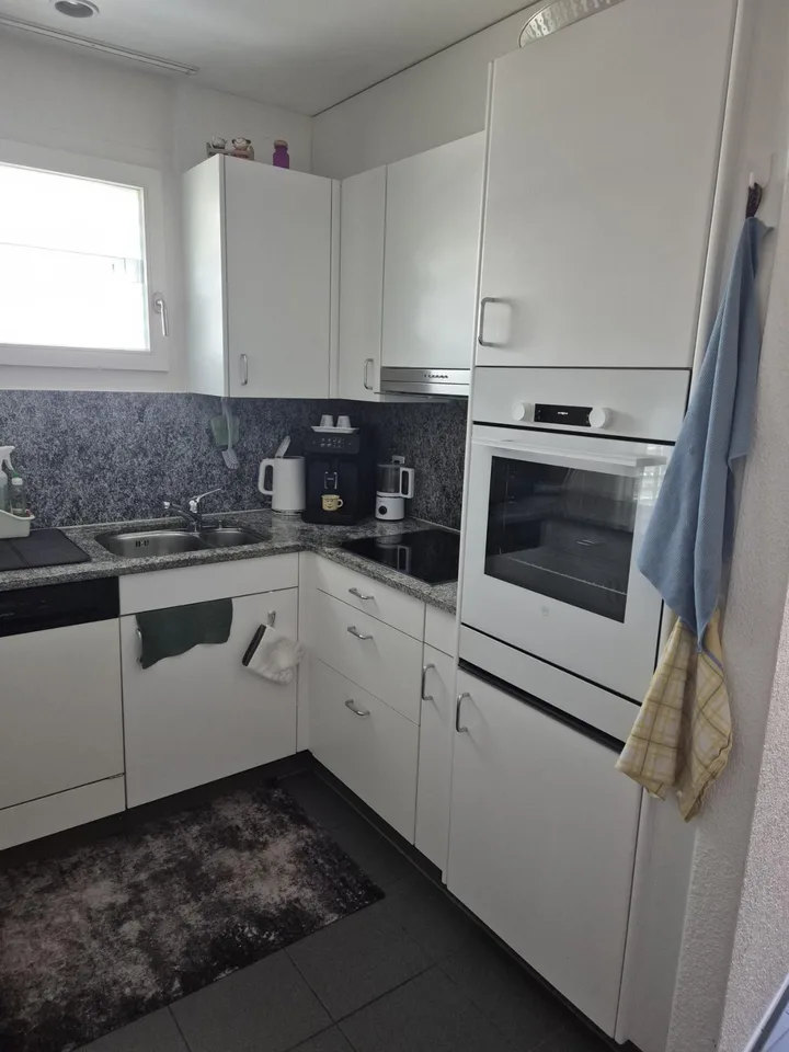 3.5 Zimmer Wohnung zentral mit grossem Sitzplatz