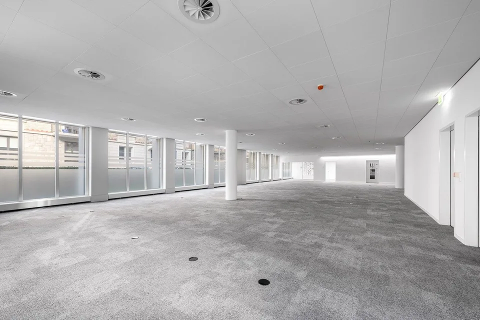 Attraktive Büro-/Gewerbefläche an bester Lage zu vermieten! (befris...