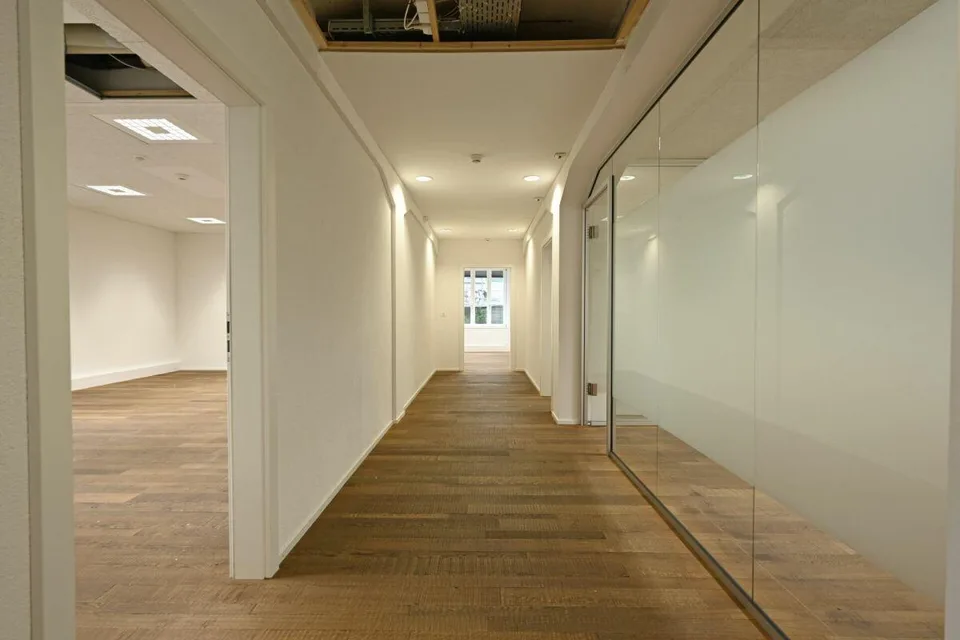 214 m² Gewerbefläche