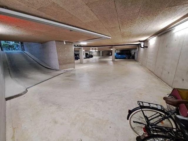 Tiefgaragenparkplatz zu mieten