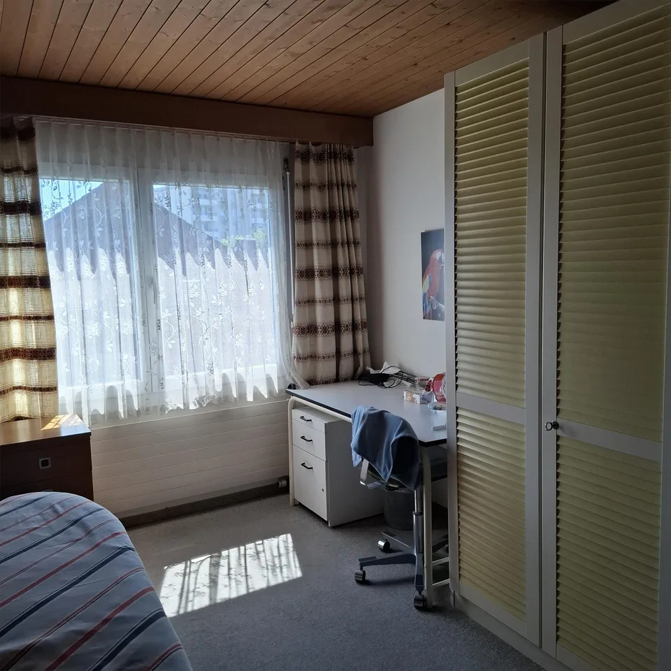 2.5 Zimmer Dachgeschosswohnung – Foto 6 von 7