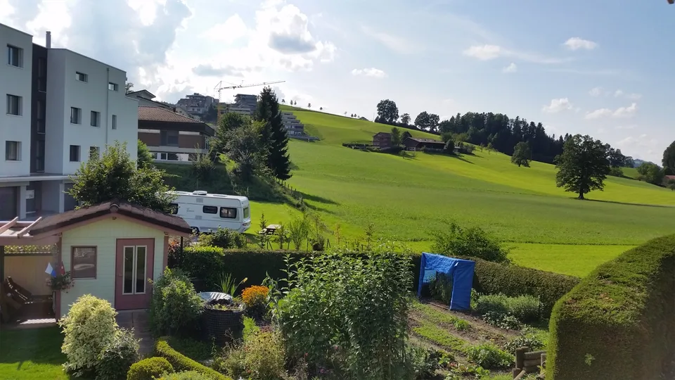 Geräumige 4 1/2-Zimmerwohnung im Grünen