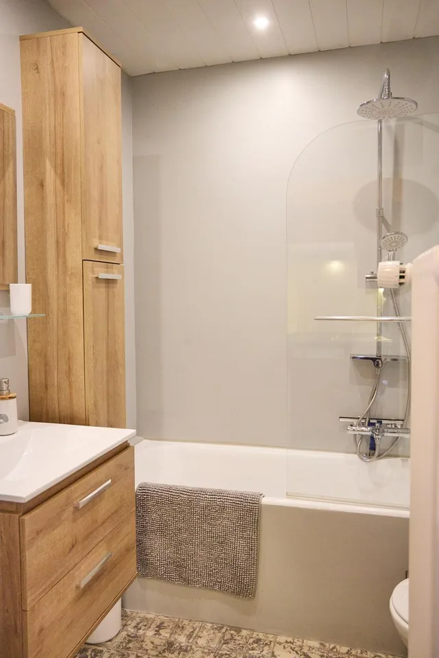 Studio - Marignac - Location min 4 mois ou à l'année, libre de suite