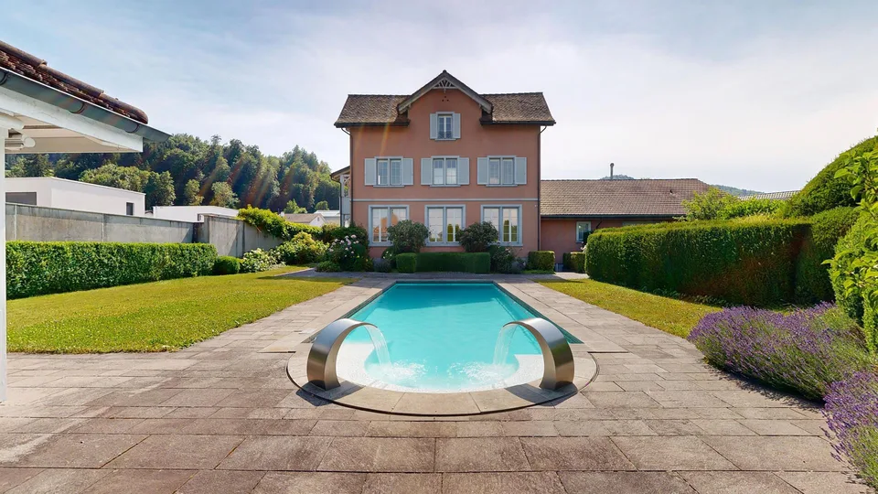 Traumhaus mit Pool, Sauna und Gartenhaus