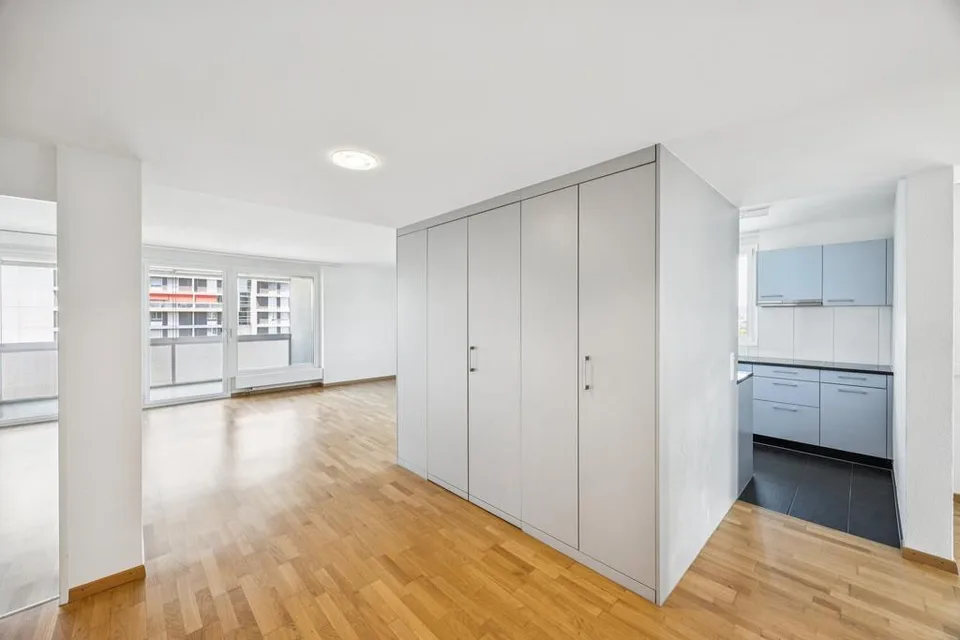 Moderne 4.5-Zimmer-Wohnung im Thoracker