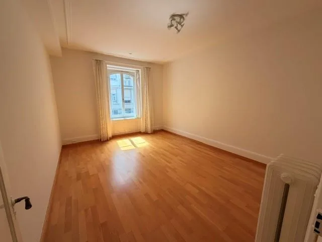Zentrales Büro in Luzern zu vermieten
