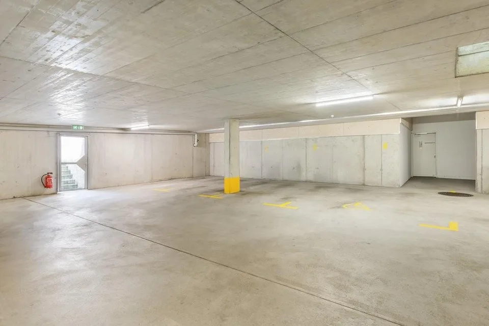 Einstellplatz in Adlikon b. Regensdorf zu vermieten