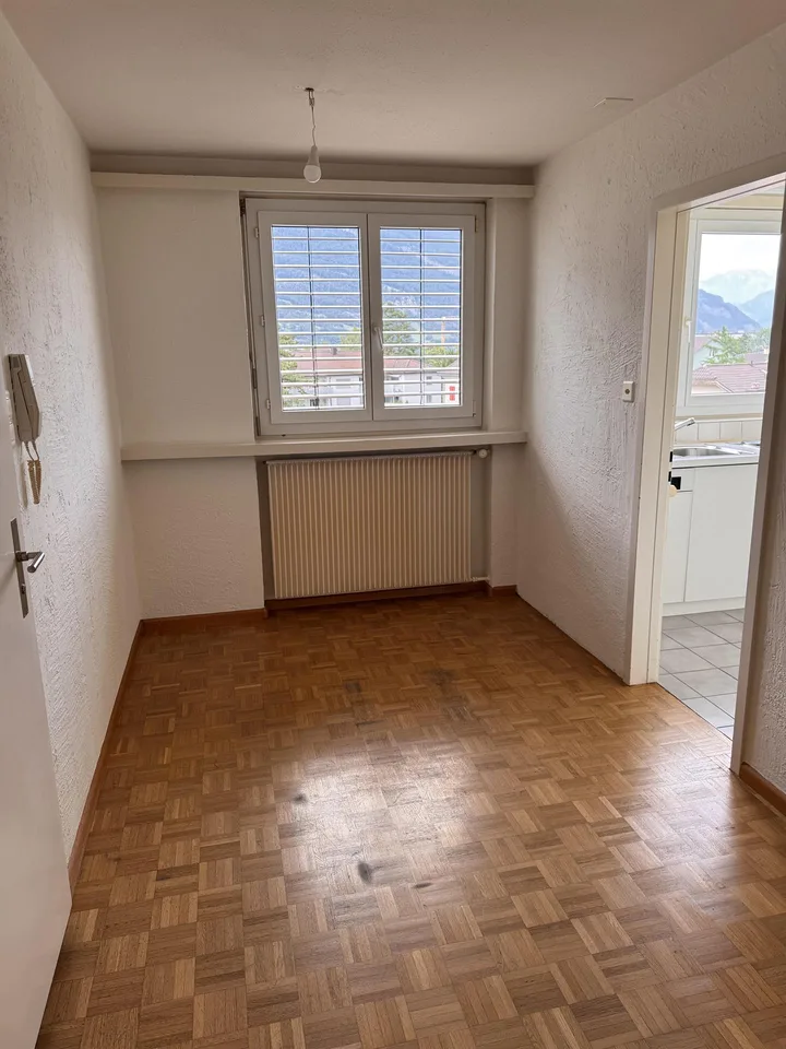 Grosse 3,5- Zimmer Dachwohnung