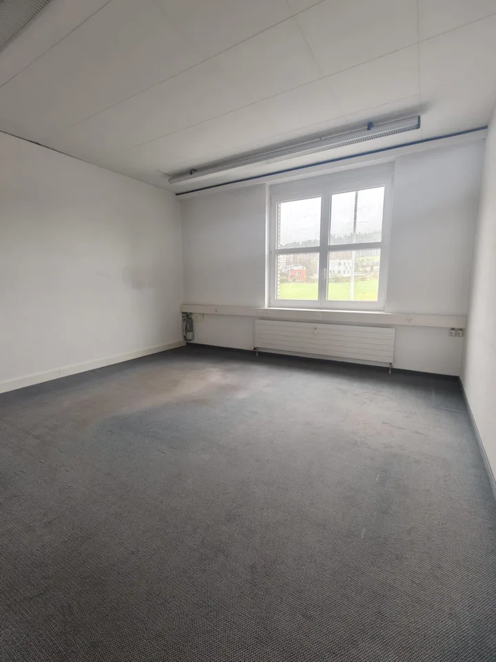 Attraktive Bürofläche mit flexibler Raumaufteilung – photo 8 sur 13
