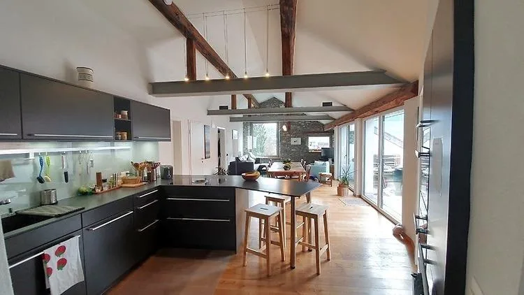 3½ ZIMMER-LOFT IN ZIZERS (GR), MÖBLIERT, TEMPORÄR