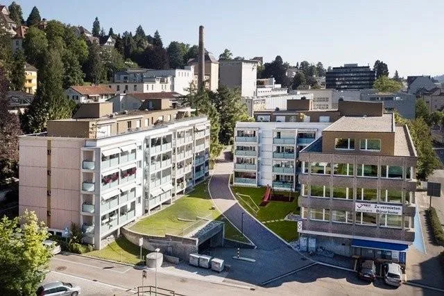 Zentraler Einstellplatz mit E-Ladestation in St. Gallen zu mieten
