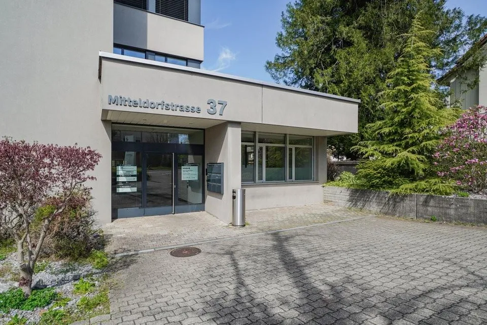 zentral gelegener Büroraum zu vermieten