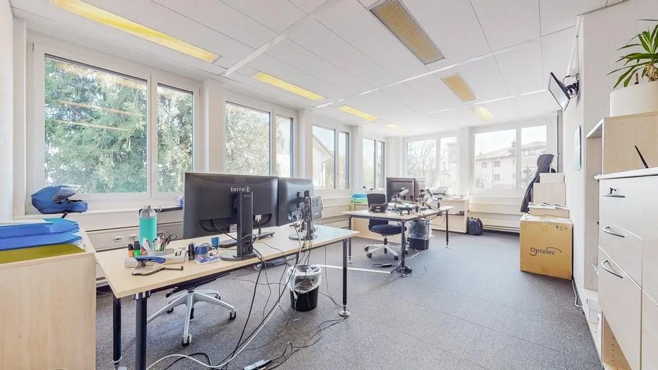 zentral gelegener Büroraum zu vermieten