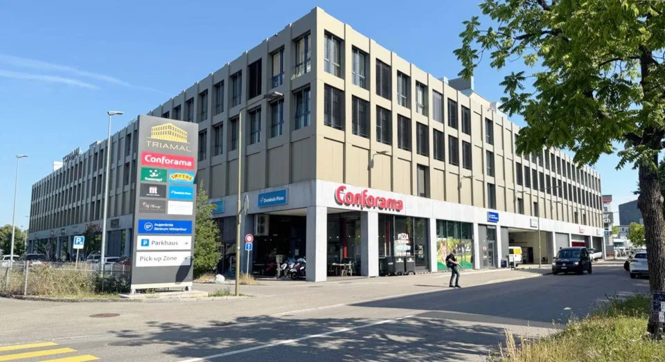 Moderne und helle Gewerbefläche im Triamal
