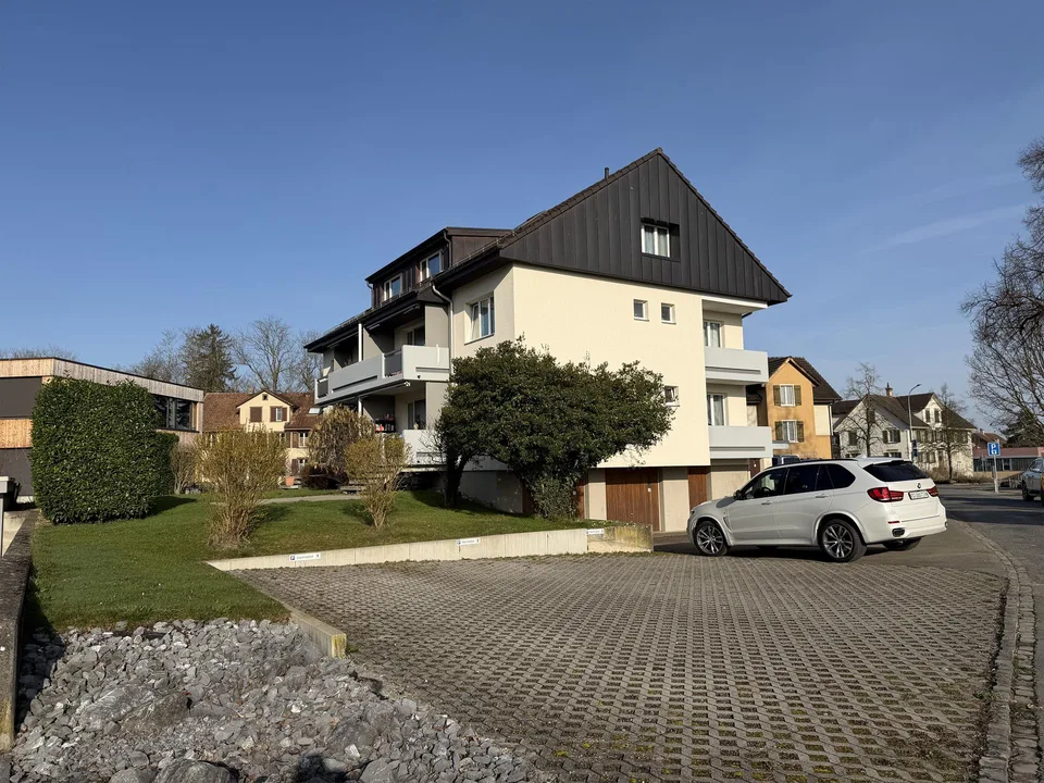 Gemütliche Wohnung direkt bei Kindergarten und Schule