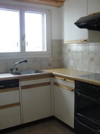 Charmante 2.5-Zimmer-Altbau-Dachwohnung an zentraler Lage in Beinwil a