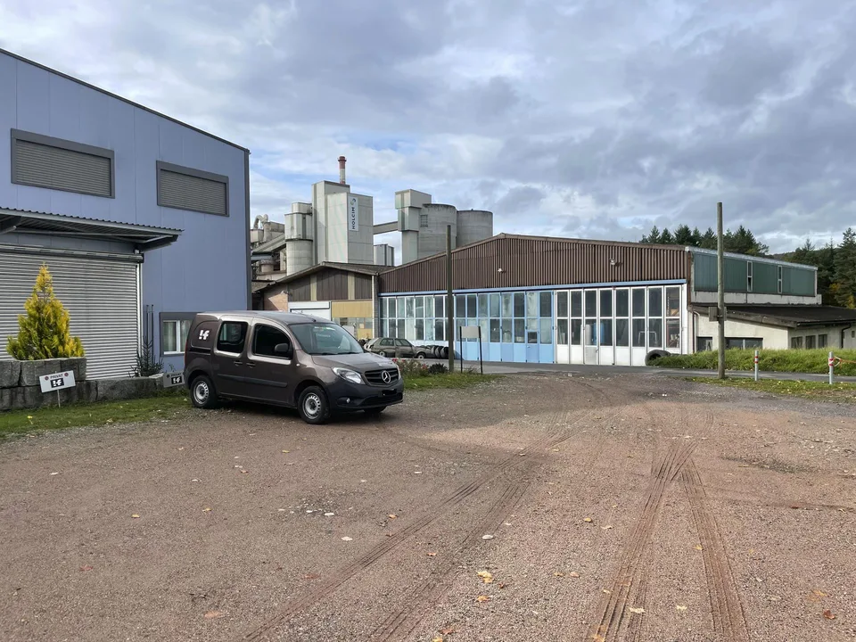 Grosszügige Lager/Geschäftsräume – photo 12 of 12