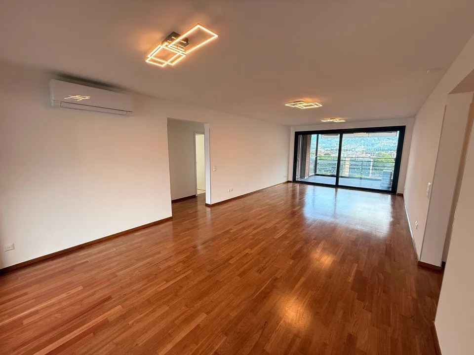 4.5-room apartment with two terraces in Locarno — available now | 4...