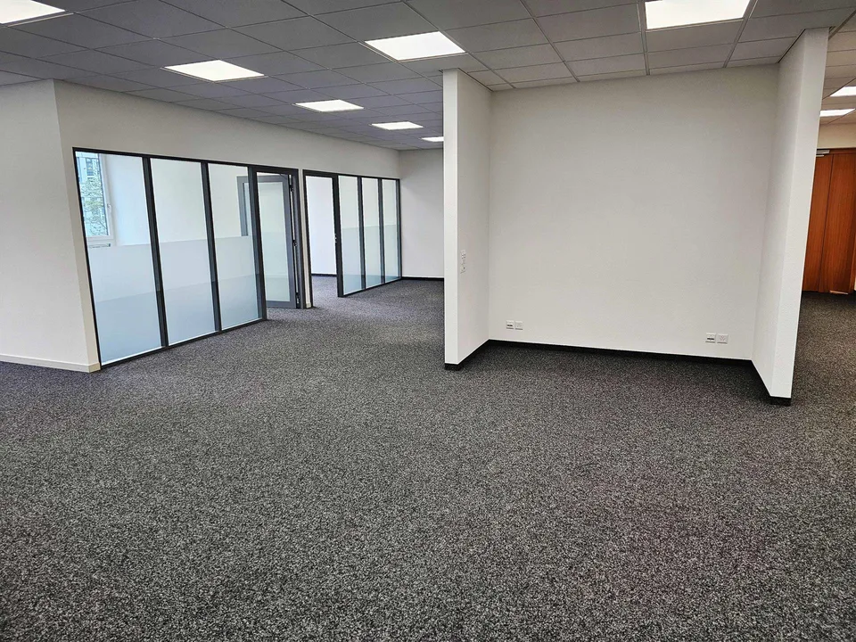 Arbeiten mit direkter Anbindung an den ÖV - Büroräume im Zentrum «L...