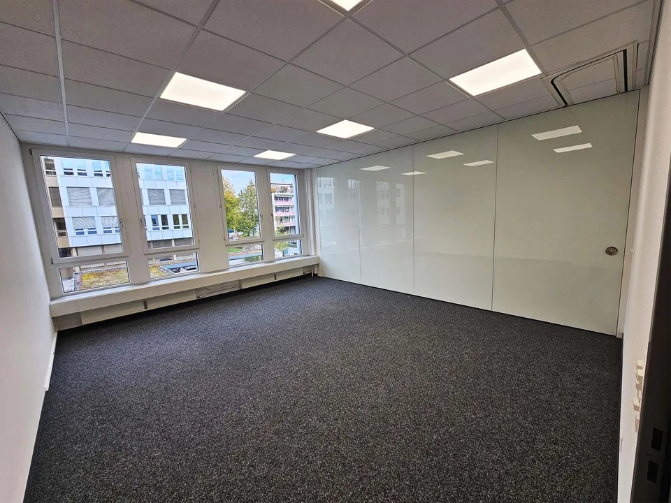 Arbeiten mit direkter Anbindung an den ÖV - Büroräume im Zentrum «L...