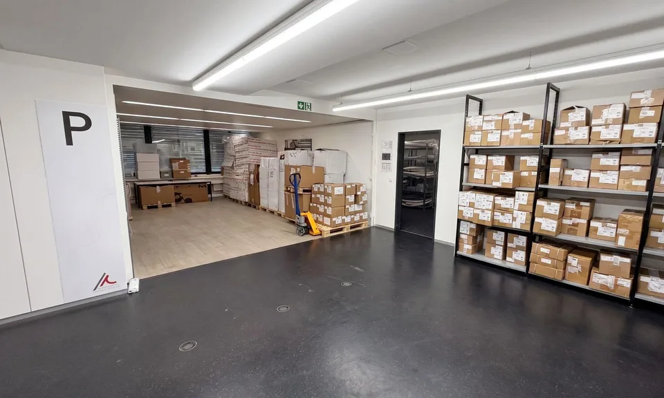 Vielseitig nutzbare Räumlichkeiten an zentraler Lage – foto 9 di 12