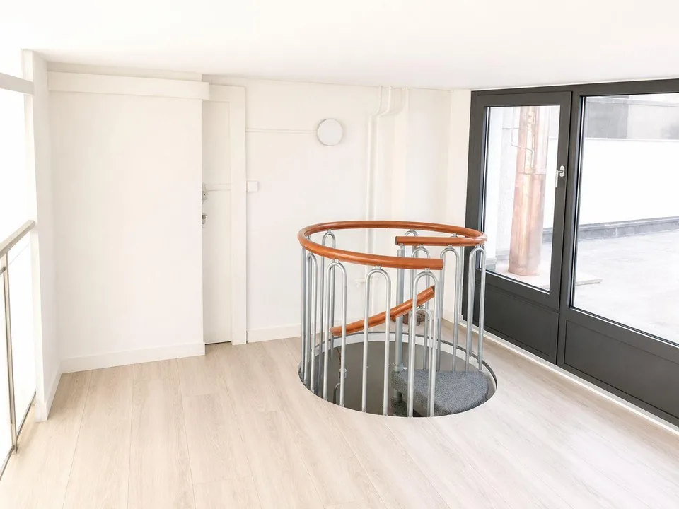 Ladenlokalität mit Garten & Dachterrasse direkt unter der Laube – photo 8 sur 11