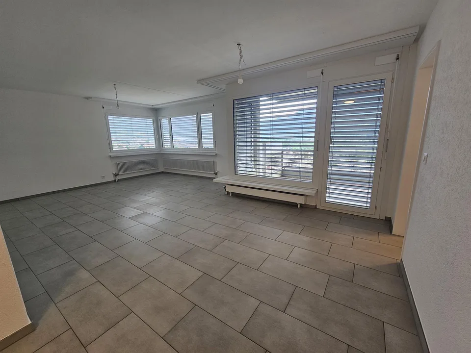 2 1/2 Zimmerwohnung 11.OG 11B
